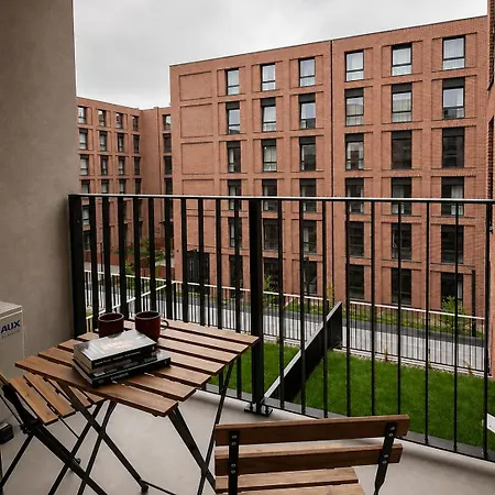 Modern Near Main Station, Center Διαμέρισμα Krasków